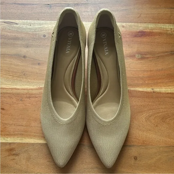 VIVAIA Scarlett Pointed-Toe Kitten Heels Almond New Size EU 38.5, US 7.5