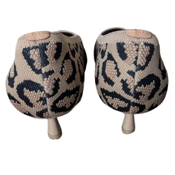 Vivaia Stella kitten heel‎ size 40 / US 9 pointed toe Leopard comfort
