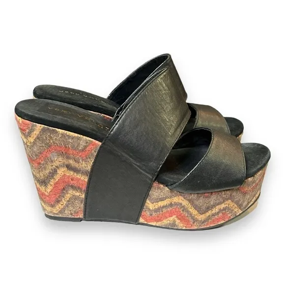 Volatile Platform Cork Wedge Sandal Black Leather Straps Heels Womens 8