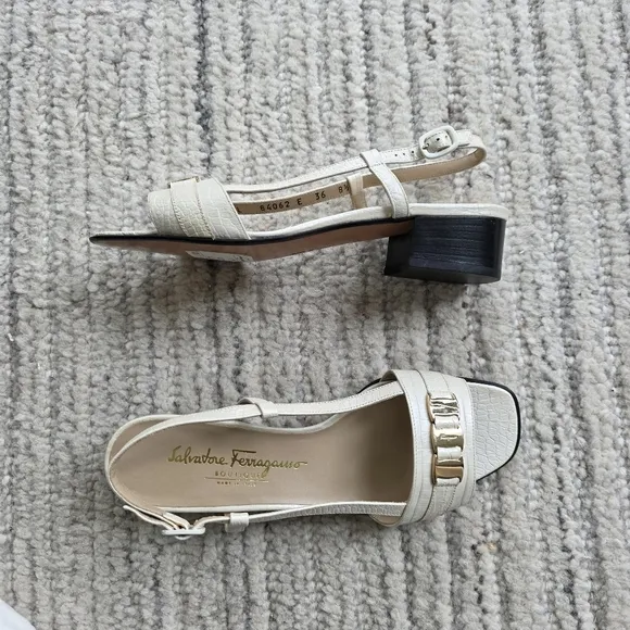 VTG Salvatore Ferragamo Slingback Cream White Sandals