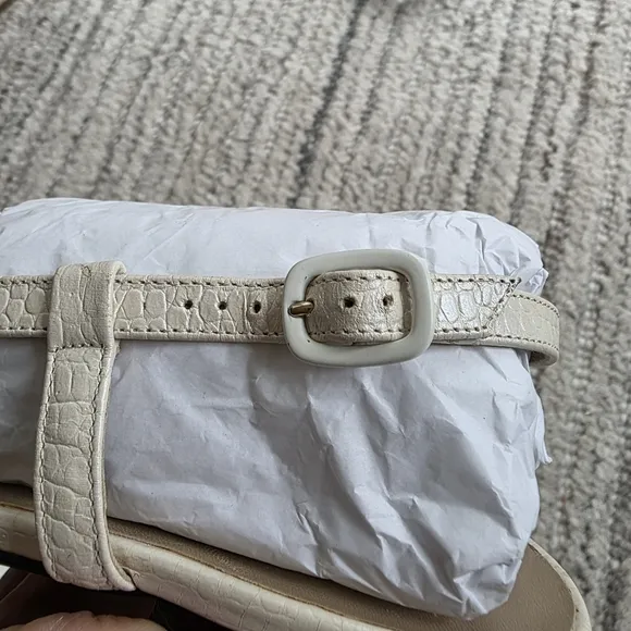 VTG Salvatore Ferragamo Slingback Cream White Sandals