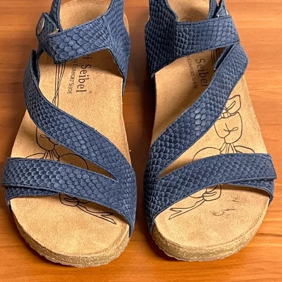 Women's Josef Seibel Tonga Adjustable Strap Leather Sandals Size 6-6.6 NIB