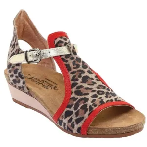 Women's Naot Fiona Cheetah/Kiss Red/Radiant Gold Suede/Leather Size 40/US 9