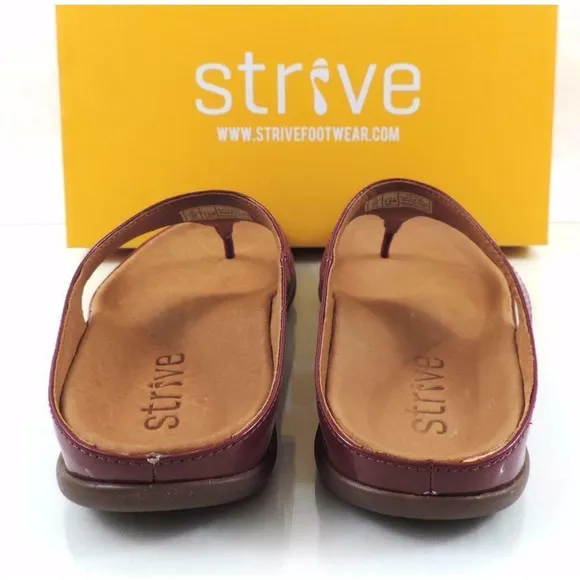 Women's Shoes Strive Tee Toe Post Sandal Walking Comfort Tawny Port Red Size 7.5