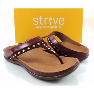 Women's Shoes Strive Tee Toe Post Sandal Walking Comfort Tawny Port Red Size 7.5