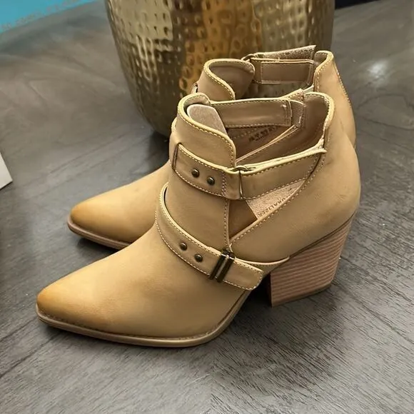 Womens Soul Naturalizer Matcha Boot Straw