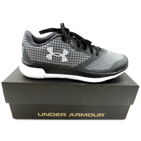 Women's Under Armour Charged Lightning Running Shoes Sneakers Black Size 6