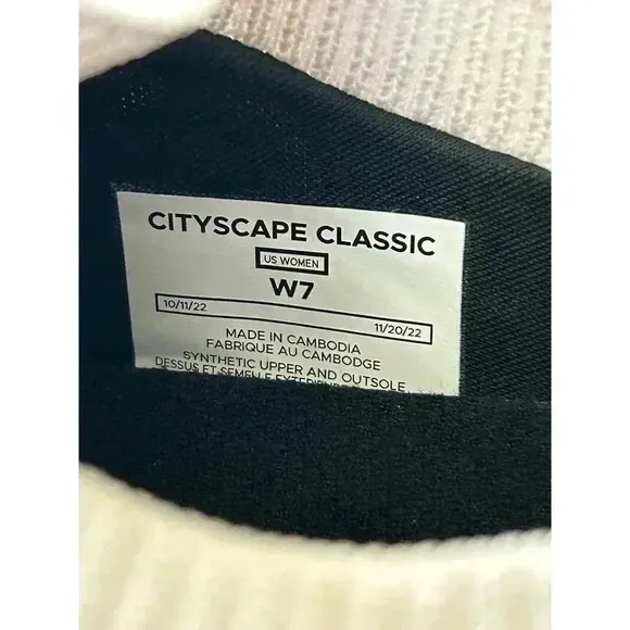 Women's Vessi‎ Cityscape Classic Slip On Shoes Size 7. 100% Waterproof, Comfort,