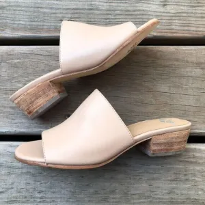 WomensFortress of Inca Blush Rachel Slide Sandals