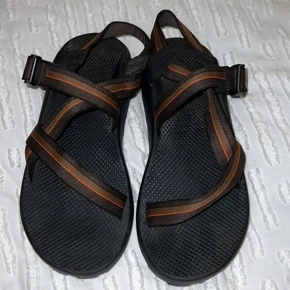 WORN ONCE Chaco Men's Z1 Unaweep Sandals Brown Two