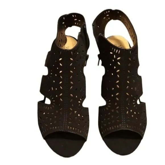 Y-NOT womens open toe wedge heel black sandals NWT 8.5 M