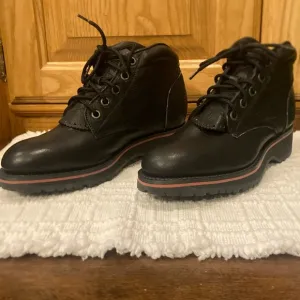 Youth Boys size 2.5 Tony Lama Black Leather Low Boots (ABBA)