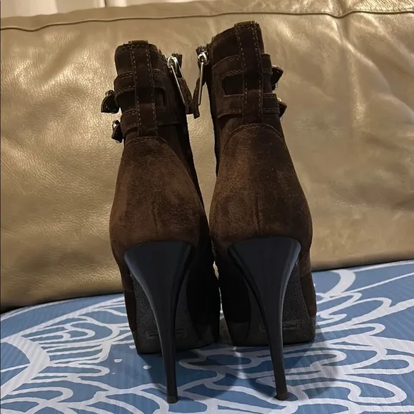 Yves Saint Laurent Brown Lace-Up Boots with Stiletto Heel #yslboots #ysl