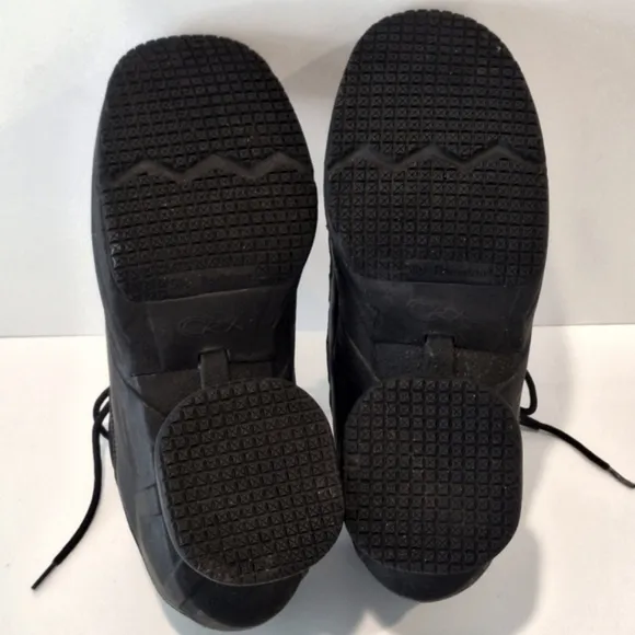 Z-Coil men's Freedom lace-up shoes