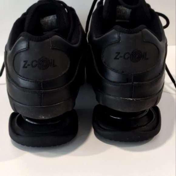 Z-Coil men's Freedom lace-up shoes