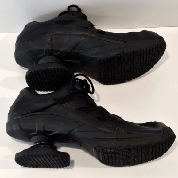 Z-Coil men's Freedom lace-up shoes