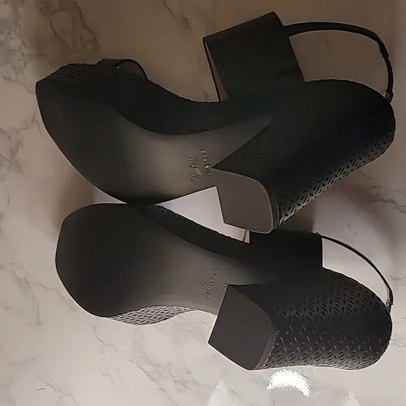 🔥🔥ZAC ZAC POSEN VIRGINIA LEATHER SQUARE TOE PLATFORM SANDALS 9M BLACK