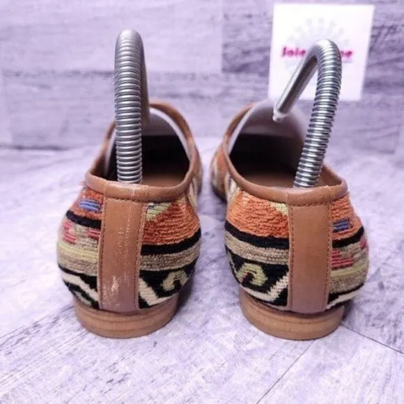 Zalo Gentry Cheyenne Aztec Print Slip on Loafer Brown Green Women's sz 6.5