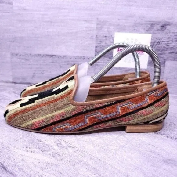 Zalo Gentry Cheyenne Aztec Print Slip on Loafer Brown Green Women's sz 6.5
