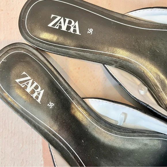 Zara Bloggers Favorite Black Quilted Mules Slides Sandals