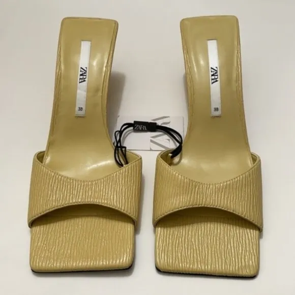 ZARA Textured Square Toe Heeled Mules