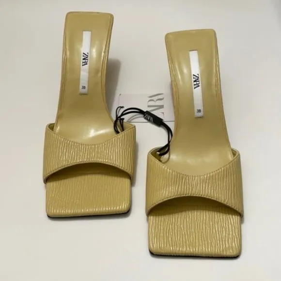 ZARA Textured Square Toe Heeled Mules