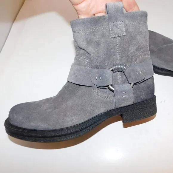ZODAIC Fiera Gray Suede Harness Bootie sz 8 New