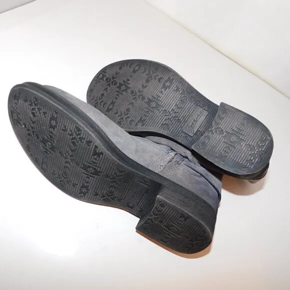 ZODAIC Fiera Gray Suede Harness Bootie sz 8 New