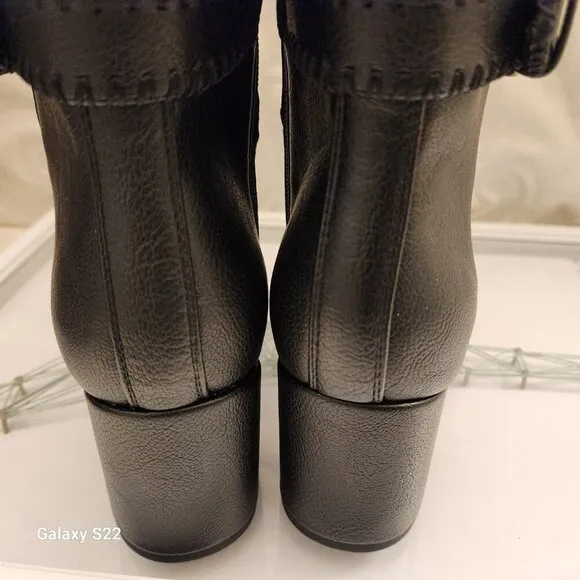 ZODIAC Black &quot;Rexx&quot; Booties. NIB. Size 6.5