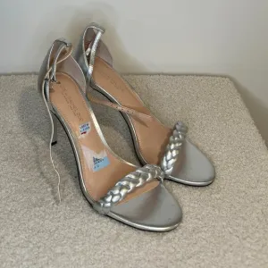 Zoe By Rachel Zoe | Ella Metallic Dress Sandals | Silver